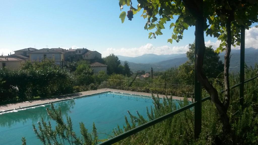Giunasco Bagnone Esterno foto
