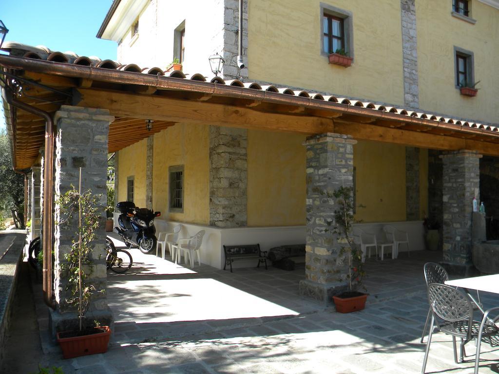 Giunasco Bagnone Esterno foto